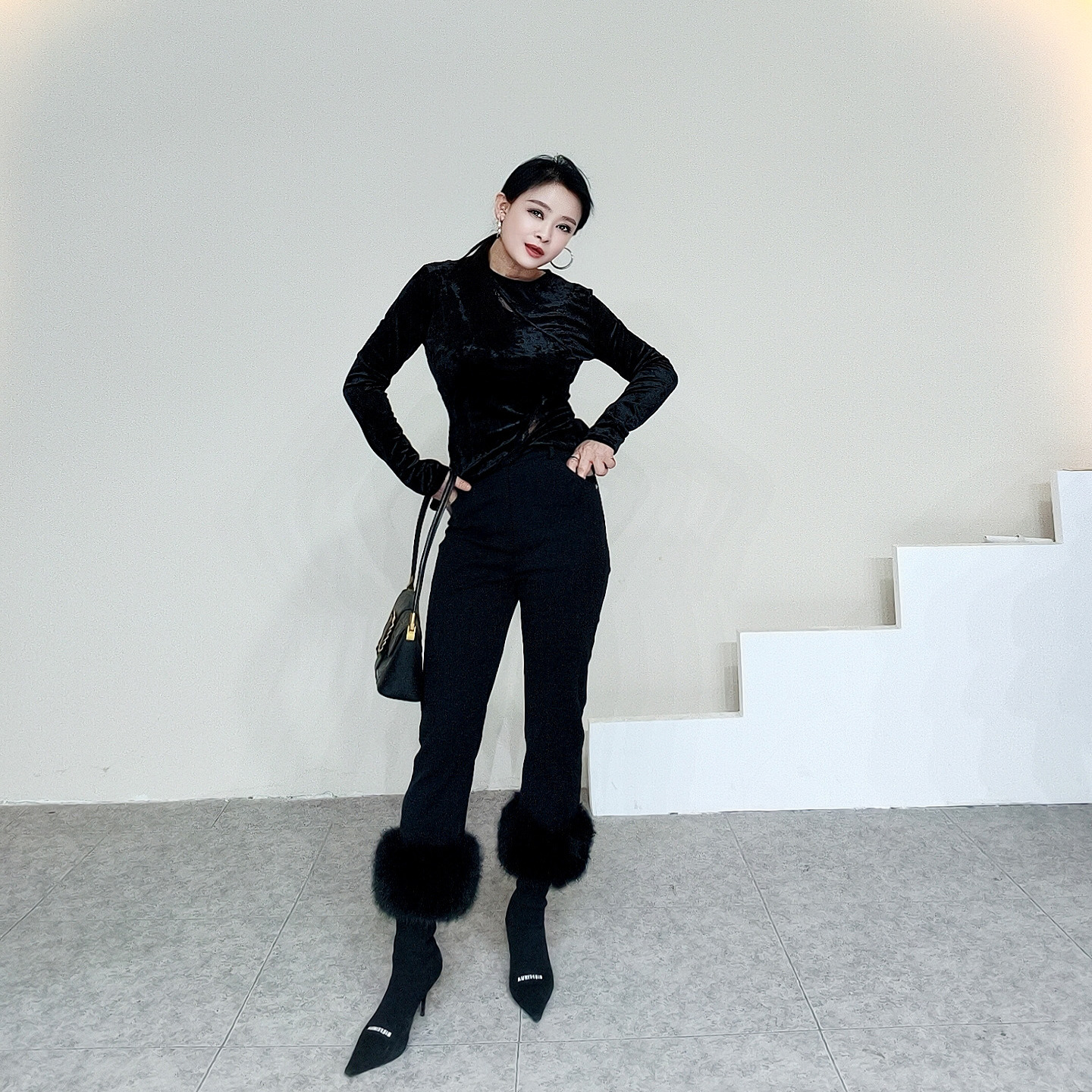 女士8分裤子牛仔裤脚毛大气女裤