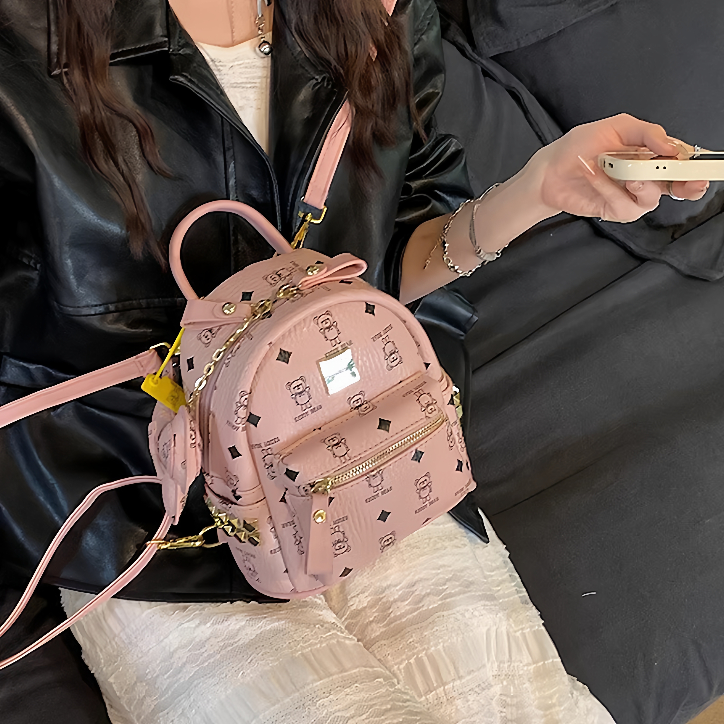 2025新款双肩包女百搭撞色斜挎卡通两用小号复古简约迷你小熊背包