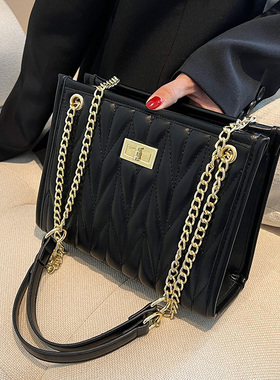 小香风菱格黑色包包轻便斜挎女士大容量单肩包双链条腋下流浪包