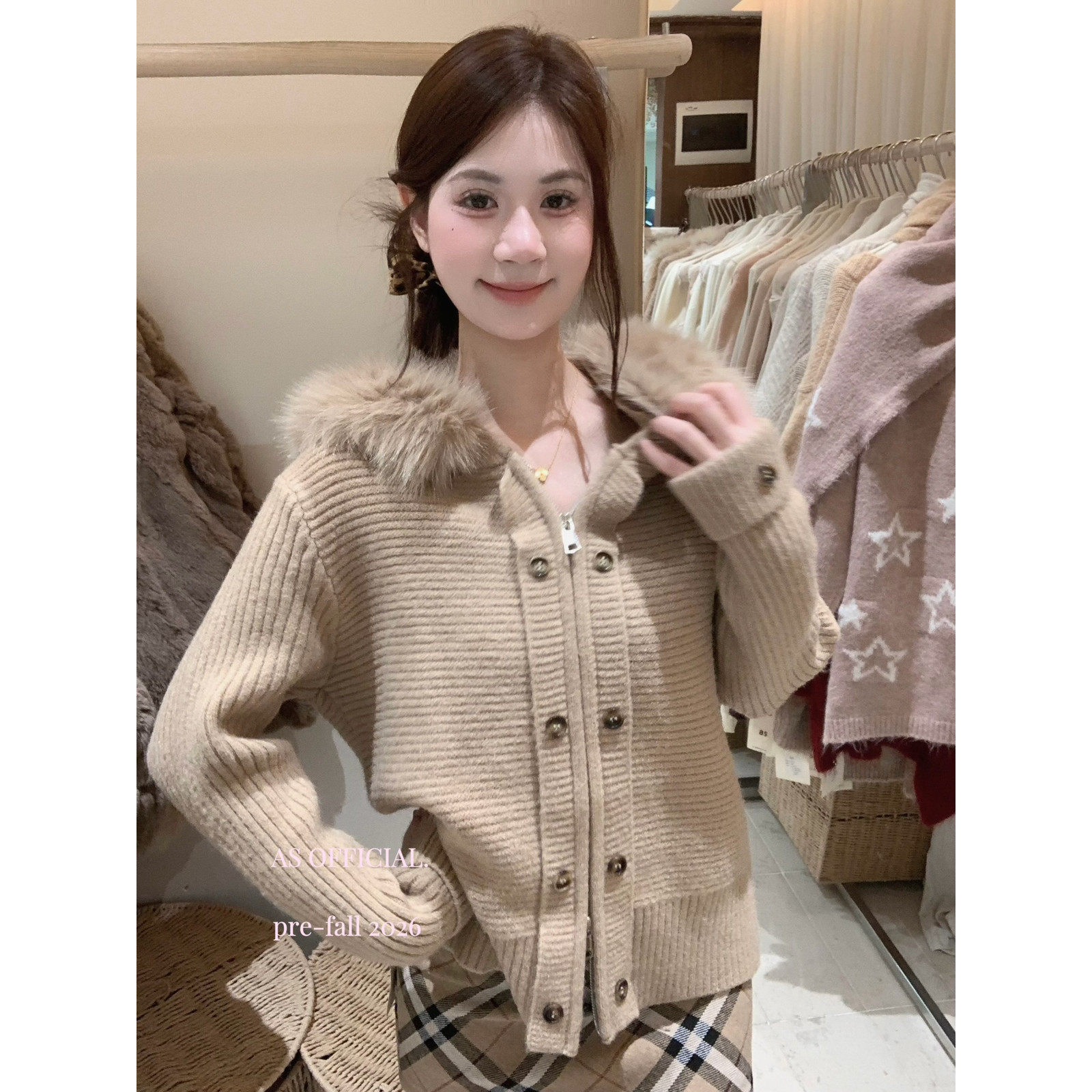 ·连帽大毛领双排扣毛衣外套