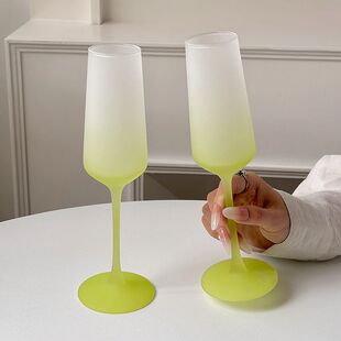 复古磨砂绿小时代玻璃高脚鸡尾酒杯小众高级感香槟杯甜酒杯果汁杯
