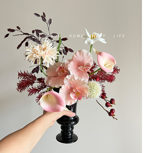 duuuhome法式红色仿真花束手捧花假花领证结婚房布置桌面瓶花摆件