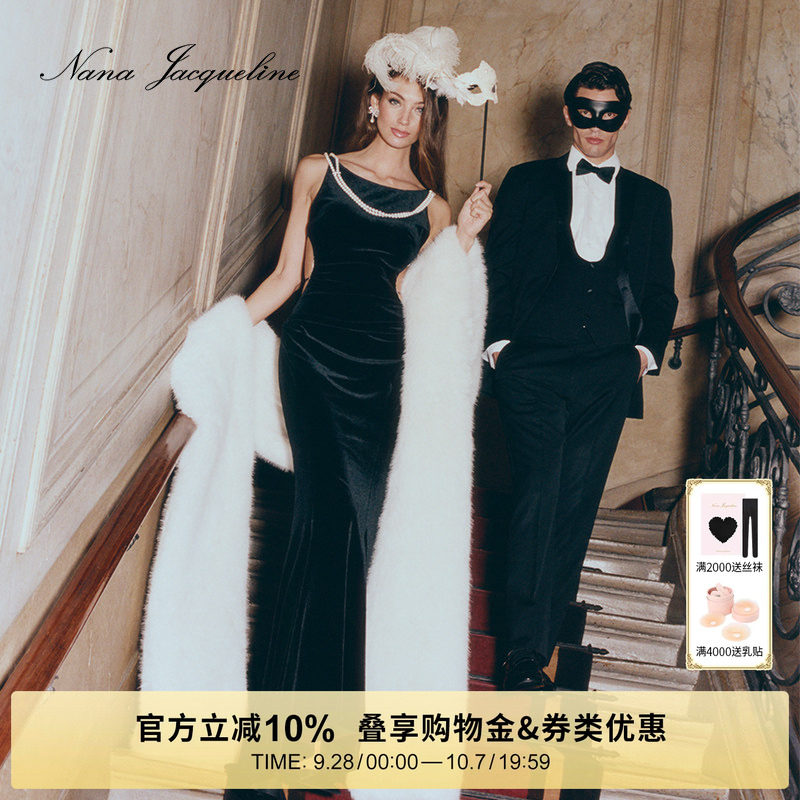 NanaJacqueline丝绒露背连衣裙图片