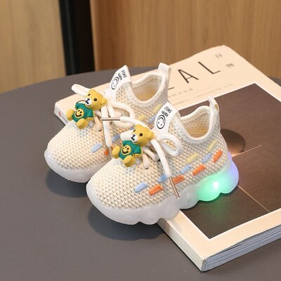 幼儿学步鞋春秋男女软底亮闪灯鞋婴幼儿十个月网面夏季小童鞋0-1