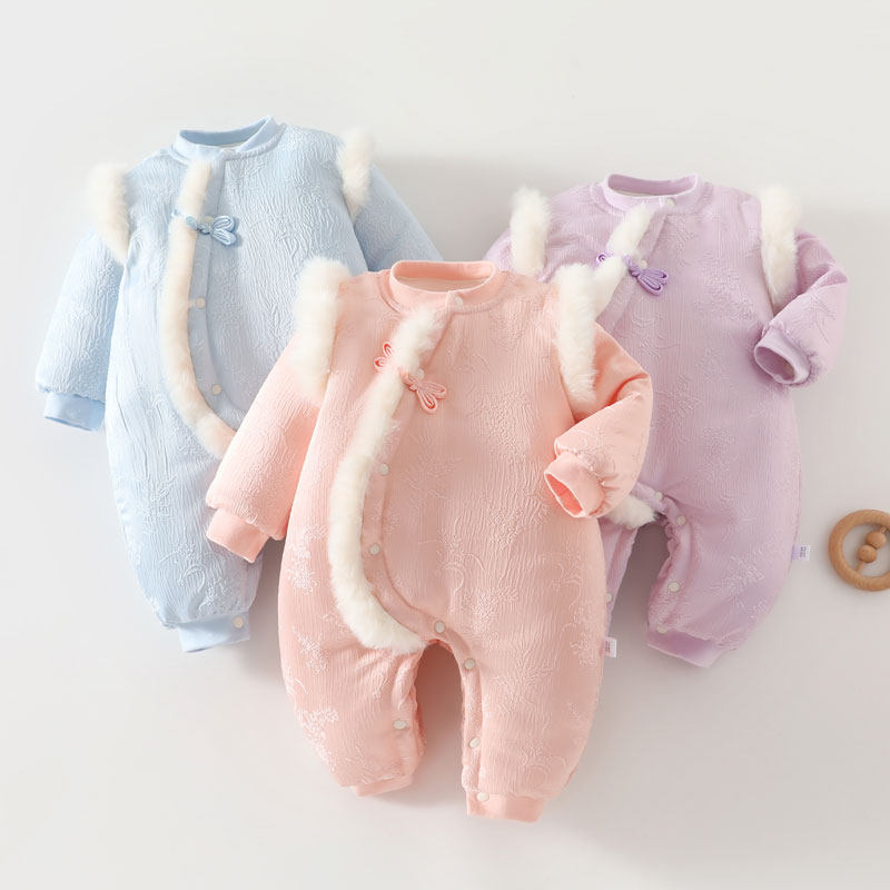 婴儿连体衣秋冬夹棉加厚保暖国风外出服棉服男女满月宝宝秋冬衣服