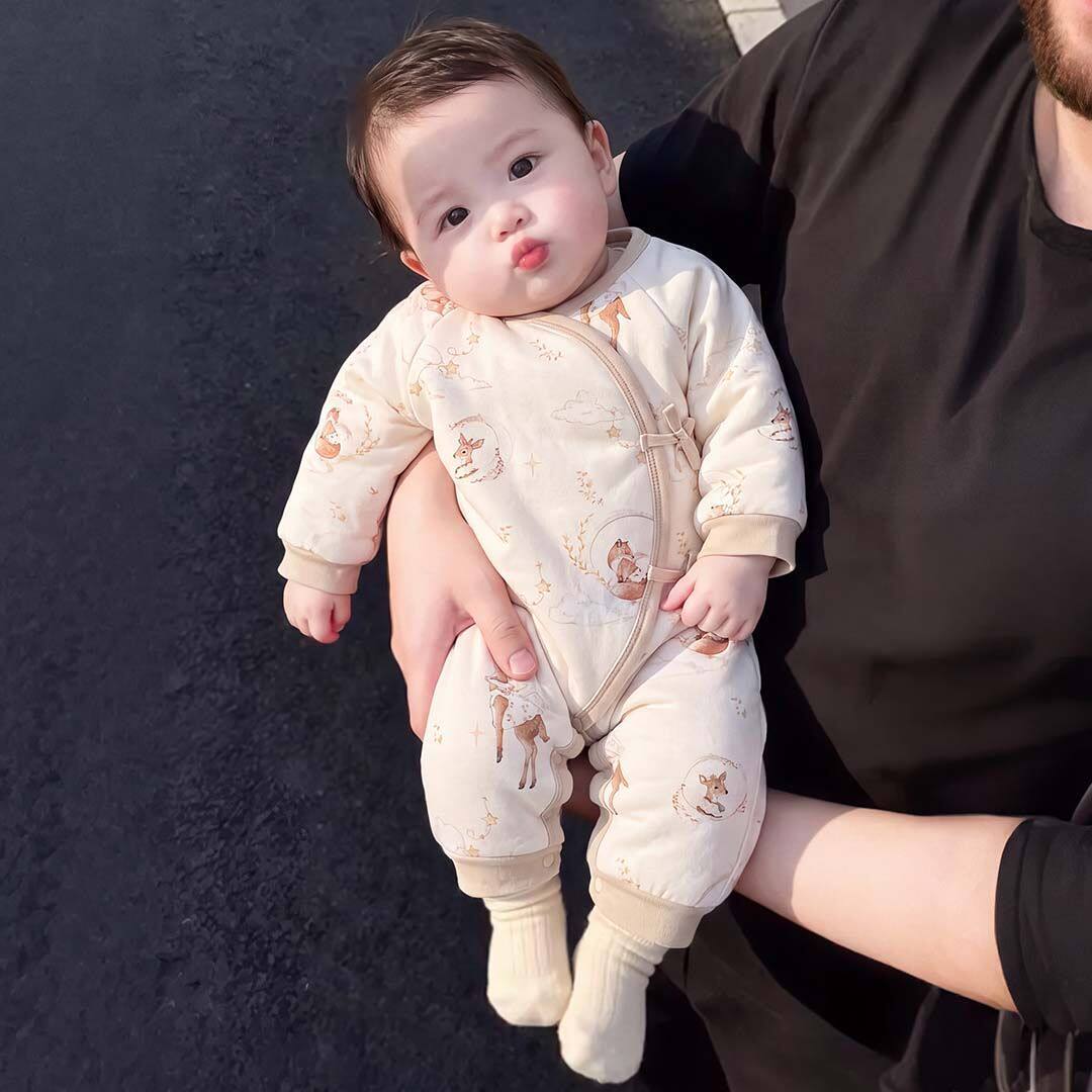 新生儿衣服秋冬40g夹棉蝴蝶衣婴儿加厚连体衣宝宝A类睡衣休闲