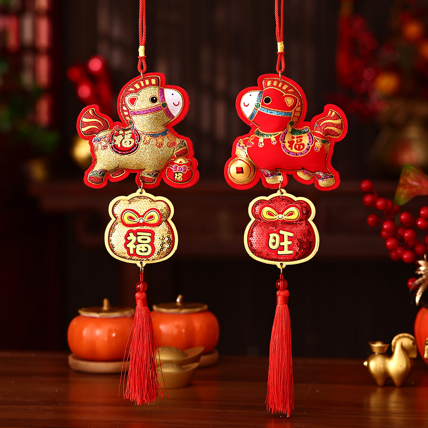 马年生肖挂件2026新年装饰过年春节铃铛风铃毛绒吉祥物挂饰室内