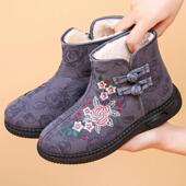 老北京布鞋 女冬加绒保暖民族风绣花高帮靴舒适防滑中老年妈妈棉鞋