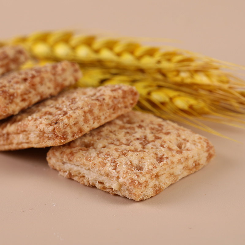 中国台湾迷你全麦莲子咸蛋黄黑芝麻酥脆方块酥独立包装庄家锦泰昌