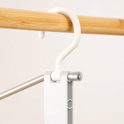 Folding and Stretching Magic Pants Clip 折叠伸缩魔术挂裤夹