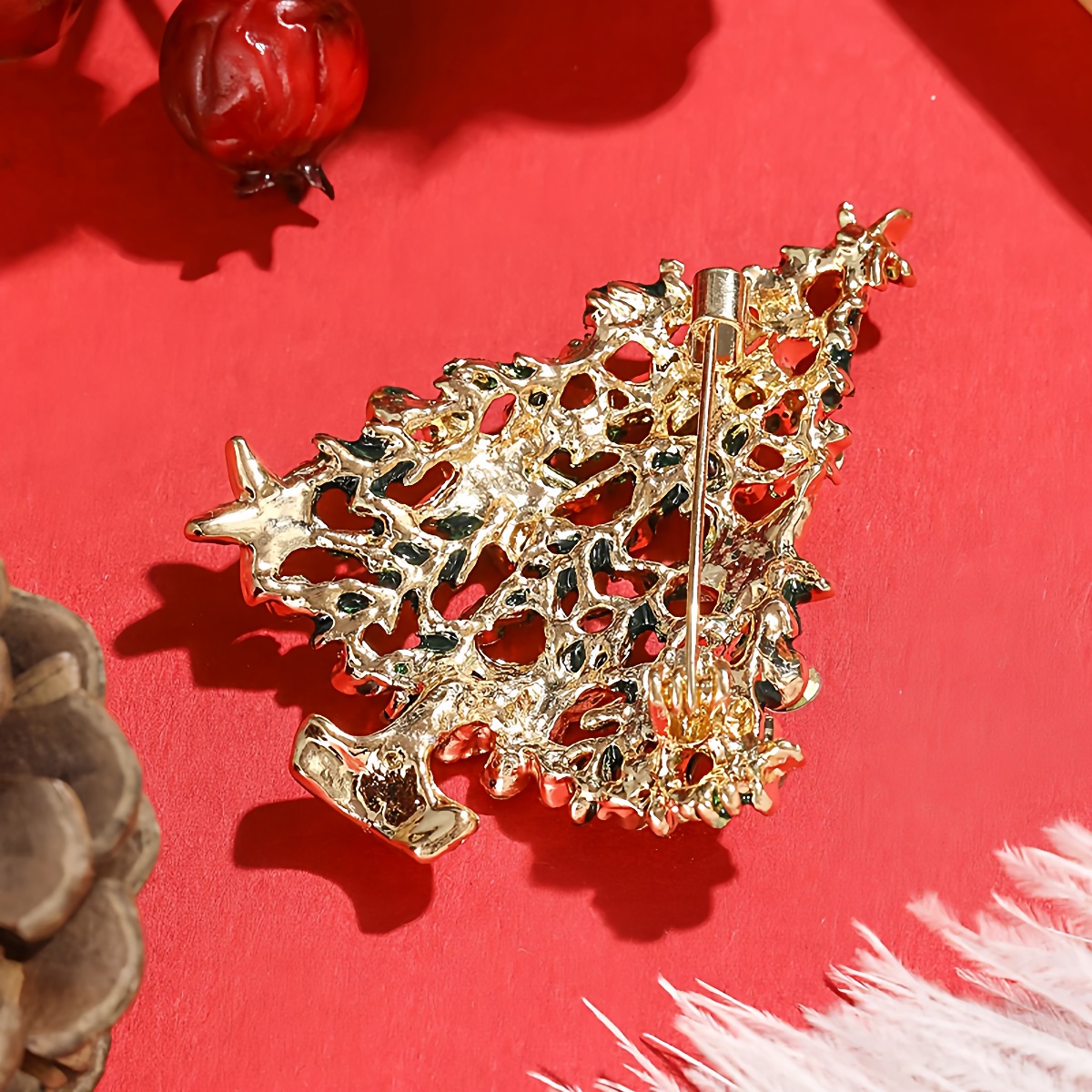 Dmari Women Brooch Christmas Tree Enamel Pin Rhinestone Star