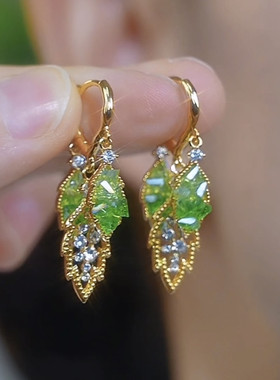绿色水晶树叶耳环女2024年新款潮气质高级感锆石叶子耳扣轻奢耳饰