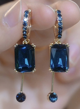 轻奢高级感蓝色水晶方块流苏耳环女小众设计气质百搭耳扣时尚耳饰