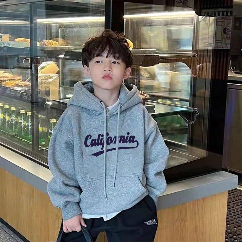 儿童2025新款冬季加绒加厚卫衣男童连帽时尚休闲字母上衣潮