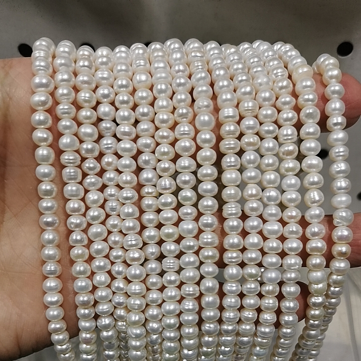 4-5mm螺纹四面光扁珠天然淡水珍珠散珠项链半成品一条37公分长