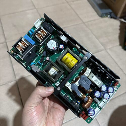 议价TDK‑Lambda ZWQ130‑5224 多路工业电源，可维修