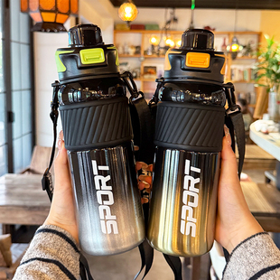 儿童保温杯2025新款男孩大容量双饮吸管水杯便携学生上学专用杯子