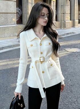 ROUMIKL设计感白色翻领针织外套女秋季2025新款又a又飒皮带收腰短