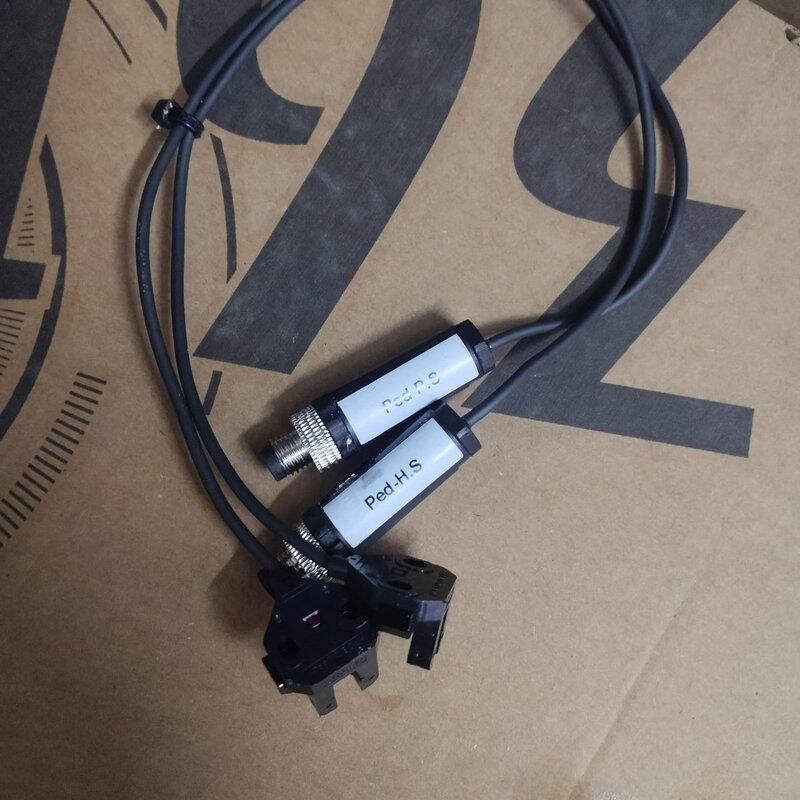 现货OMRON Ped H S 光电开关可维修