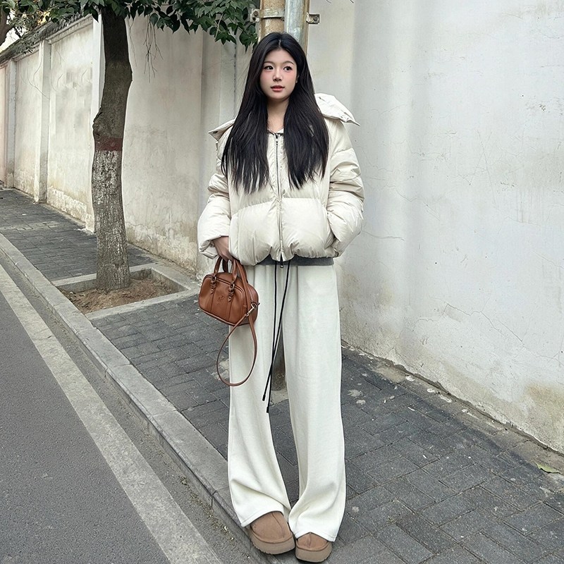 高蓬松90白鸭绒保暖羽绒服