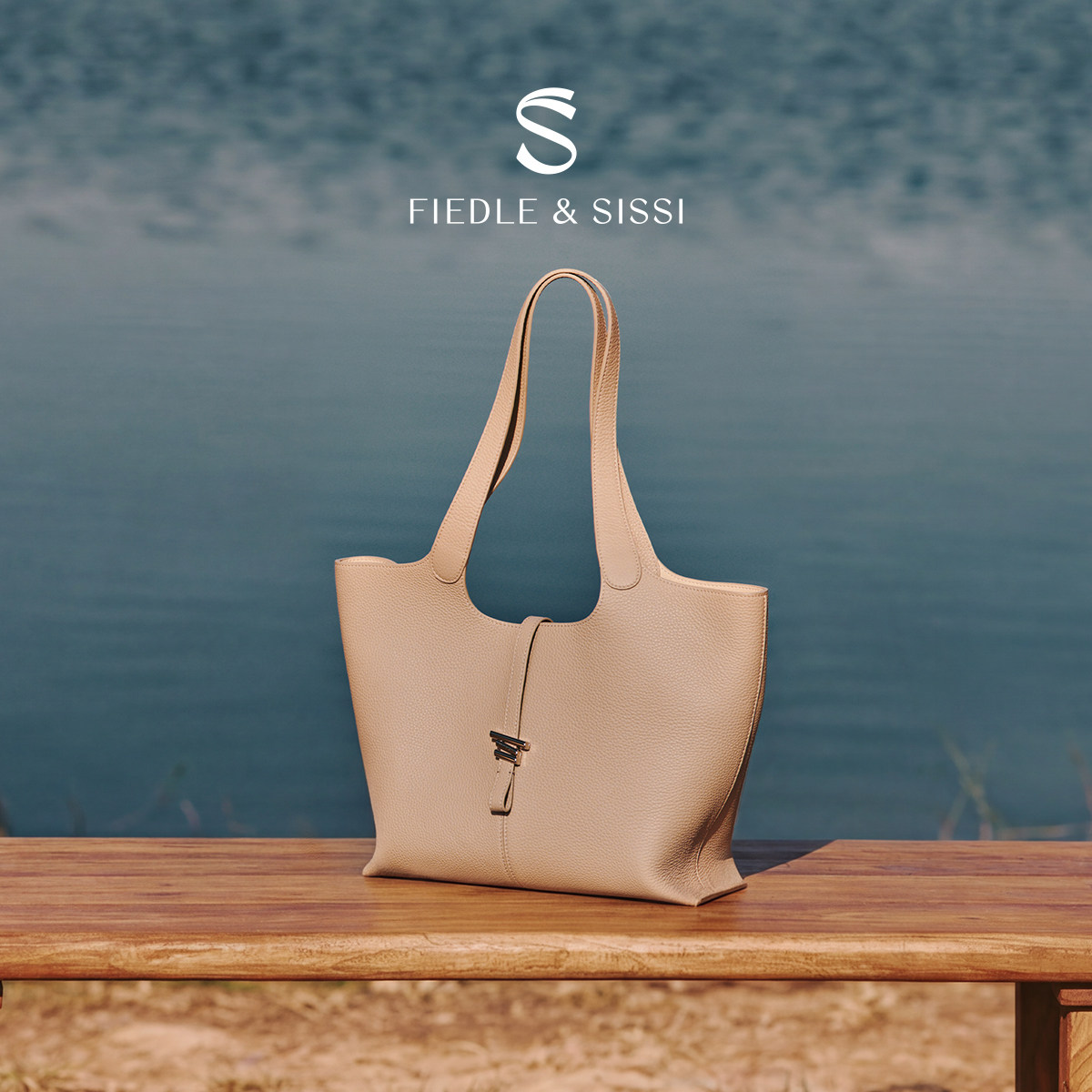 fiedlesissi/菲德茜茜 风铃托特包大容量头层牛皮通勤单肩手提包,箱包皮具/热销女包/男包,托特包,淘宝优惠券,粉丝福利购,淘宝优惠卷