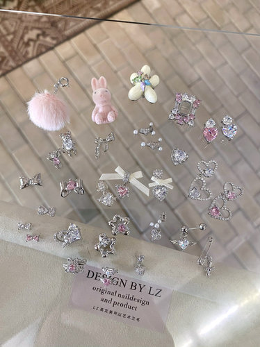 正品LZ高定美甲饰品泰酷辣粉辣妹少女可爱爱心金属蝴蝶结流苏小饰