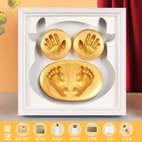 Белые отпечатки рук, чернильная подушечка из натурального дерева