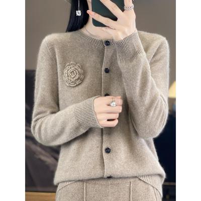 ROUMIKL2025秋冬新款100%纯针织开衫女宽松手工花朵毛衣保暖外套