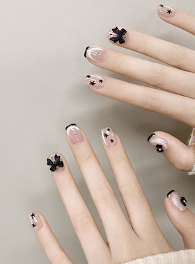 黑色蝴蝶结纯手工穿戴甲新年款2025裸色猫眼美甲成品短款指甲贴片
