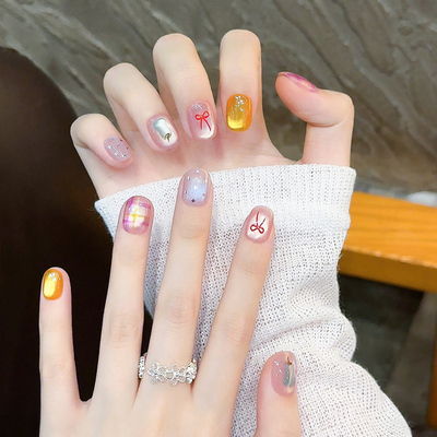 缤纷彩色猫眼手工穿戴甲短款美甲