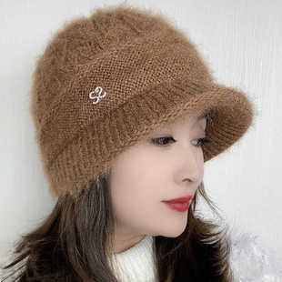 2025女士新款带帽檐冬季保暖松鼠绒中老年人针织毛线盆帽鸭舌帽