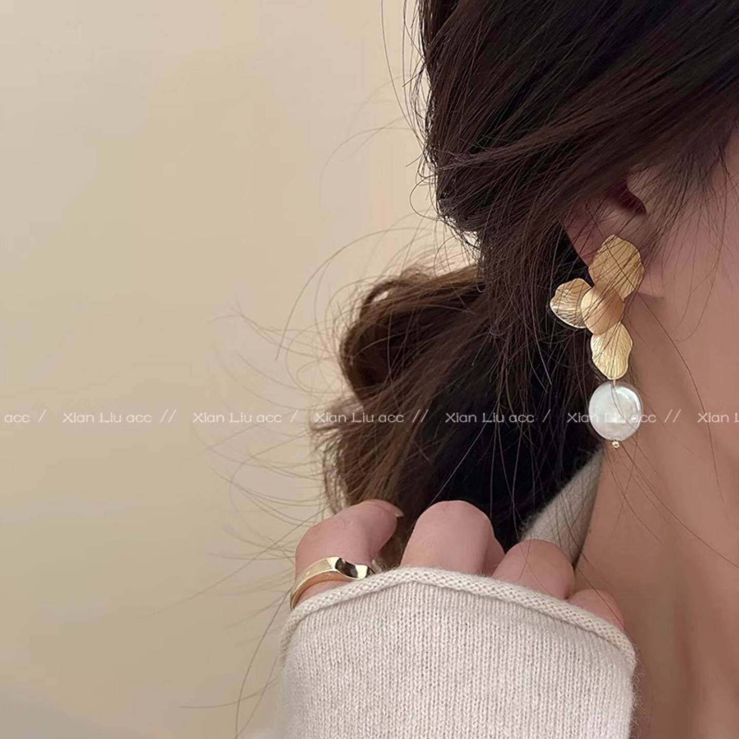 针小众设计感金属花朵淡水珍珠吊坠耳环复古法式流苏耳饰ins