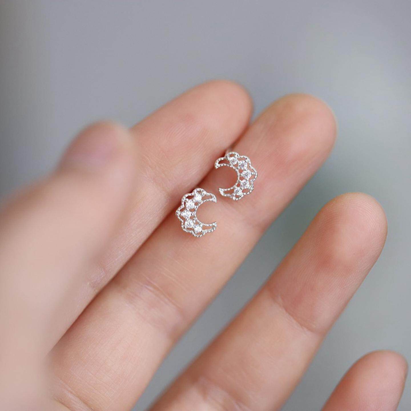 S925纯银镀金耳钉蕾丝月亮精致