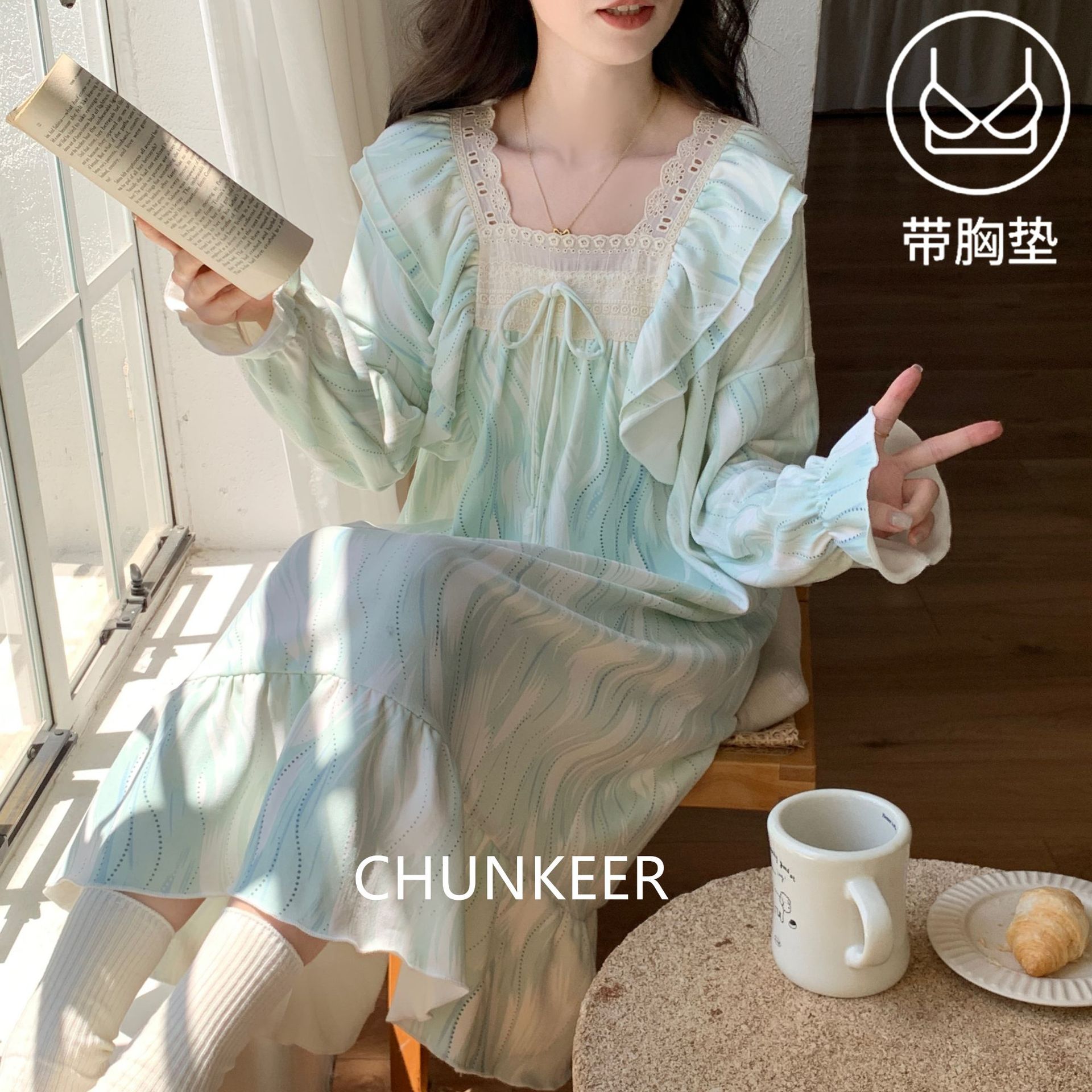 法国Gentle Motto带胸垫睡裙女秋季长袖中裙宫廷风可外穿睡衣裙子