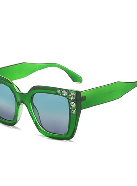 日系cherrykoko新款方形太阳镜 欧美个性镶钻眼镜 街拍时尚重工