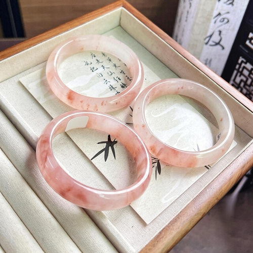 天然桃花酿玉镯金丝玉手镯高冰