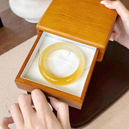 天然冰种黄龙玉手镯冰透飘花玉