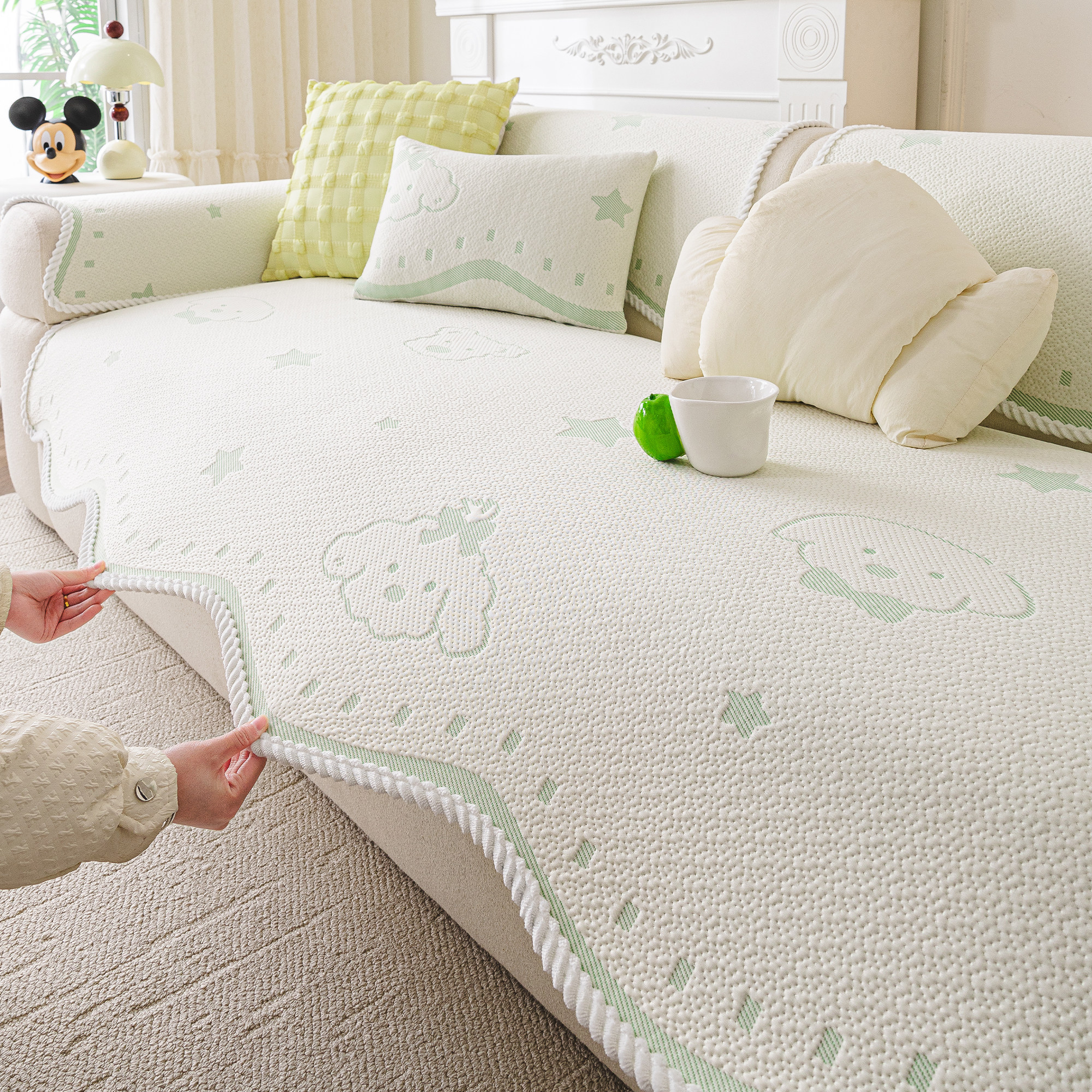 夏季沙发垫盖布凉席坐垫2026新款巨好看的轻奢高级感沙发盖巾防滑