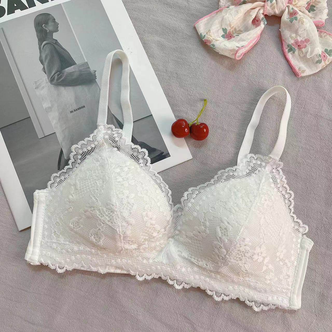 轻松享瘦 内衣女薄款bra大胸显小聚拢收副乳防下垂性感蕾丝文胸罩