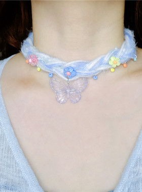 女原创蓝色透明蝴蝶毛绒编织项链