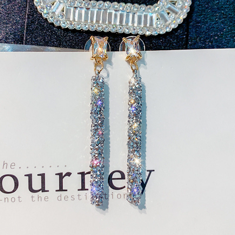 速发合金镶钻耳环宝石银针高级感气质名媛耳坠2024新款创意耳饰