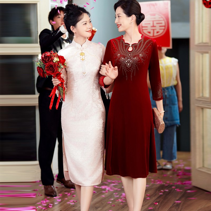 速发十月喜婆婆婚宴装春秋大码金丝绒连衣裙丈母娘妈妈高端长辈礼
