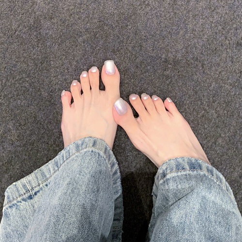 网红爆款夏天涂脚趾显白