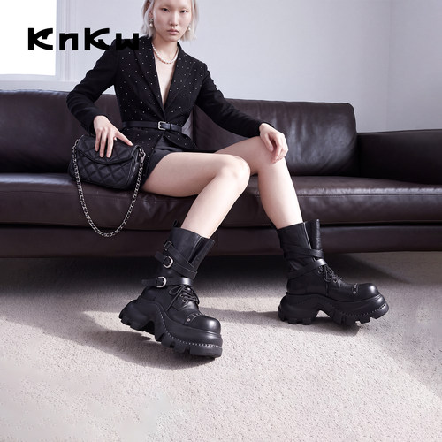 knkw马丁靴女士粗跟增高黑色复古