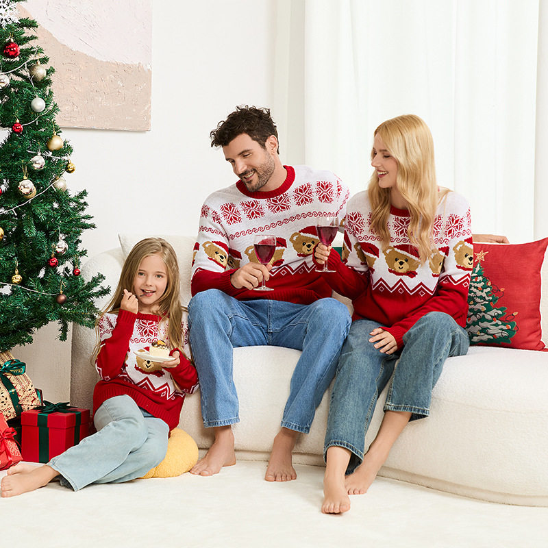 Round neck couple red Christmas sweater情侣装红色圣诞毛衣