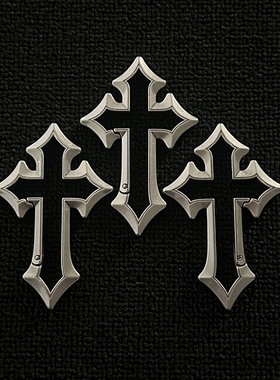 ironworks原创高克重十字架钥匙扣挂件金属感异形弹簧扣穿搭单品