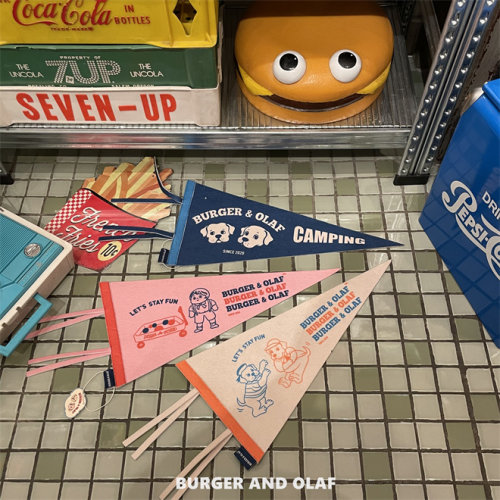 BAO0023 BURGER and OLAF 狗狗复古玩具屋 美式露营大三角旗