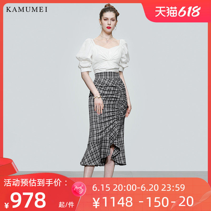 2023夏装新款复古优雅灯笼袖高腰抽褶上衣修身显瘦格子半裙套装