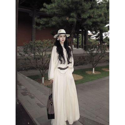 柏林的秋 法式高级设计感白色针织上衣+直筒长裙修身气质两件套