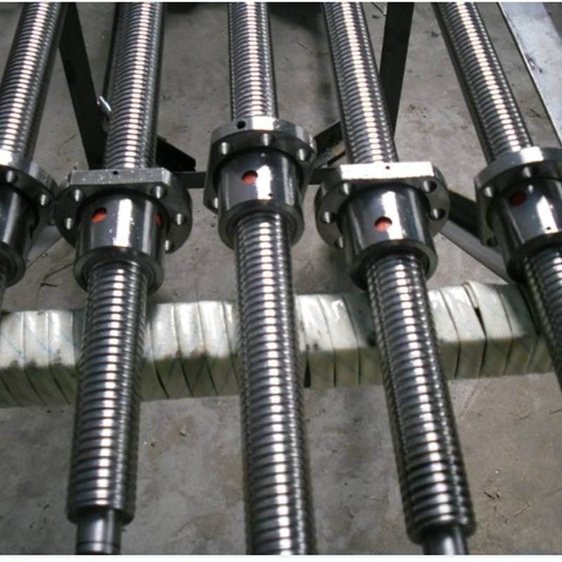 SFU3205-4滚珠丝杆C5级研磨滚珠丝杠GQ3210C3~C5级丝杆可双螺母